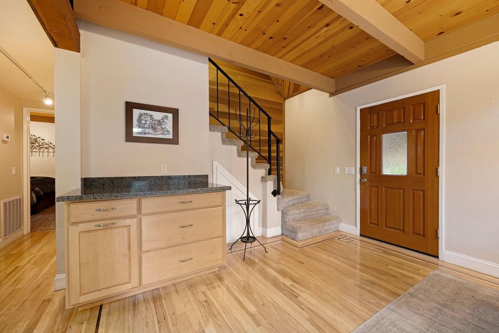 Lake Almanor, California, 96137, United States, 3 Bedrooms Bedrooms, ,2 BathroomsBathrooms,Residential,Forsale,1910297