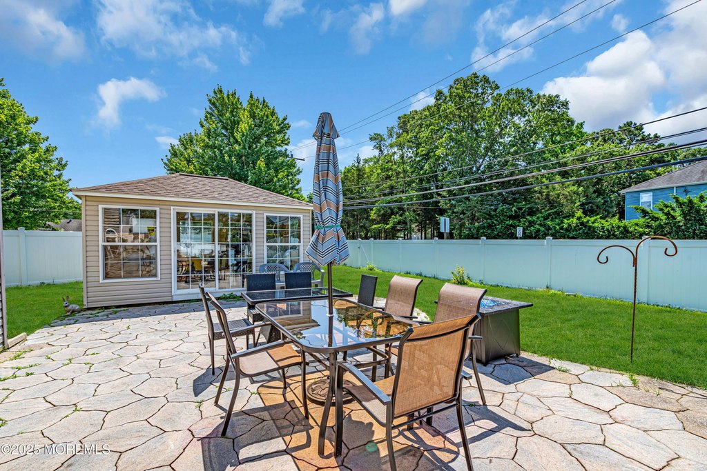 Howell, New Jersey, 07731, United States, 4 Bedrooms Bedrooms, ,2.5 BathroomsBathrooms,Residential,Forsale,1946006