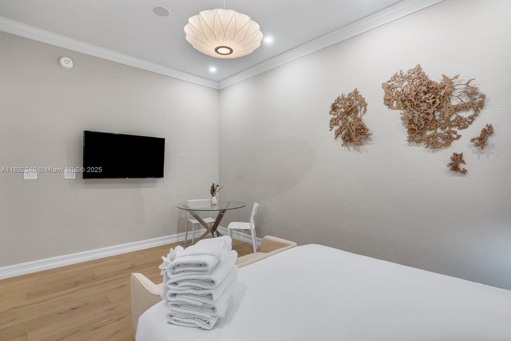Fort Lauderdale, Florida, 33301, United States, 5 Bedrooms Bedrooms, ,5.5 BathroomsBathrooms,Residential,Forsale,1903979