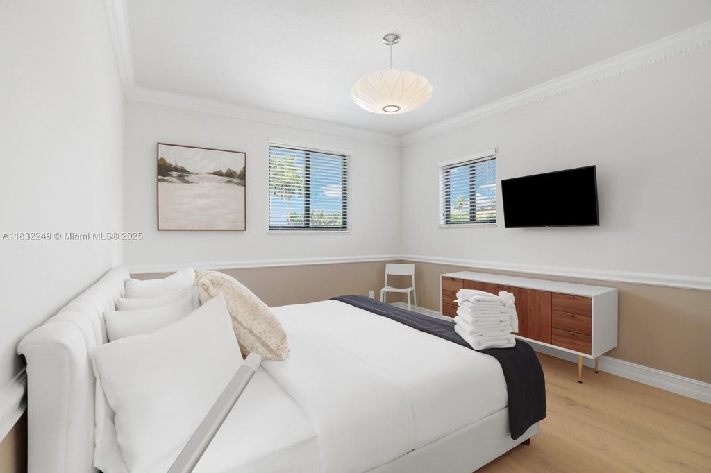 Fort Lauderdale, Florida, 33301, United States, 5 Bedrooms Bedrooms, ,5.5 BathroomsBathrooms,Residential,Forsale,1903979