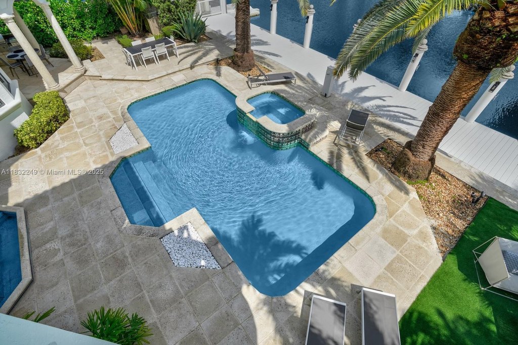 Fort Lauderdale, Florida, 33301, United States, 5 Bedrooms Bedrooms, ,5.5 BathroomsBathrooms,Residential,Forsale,1903979