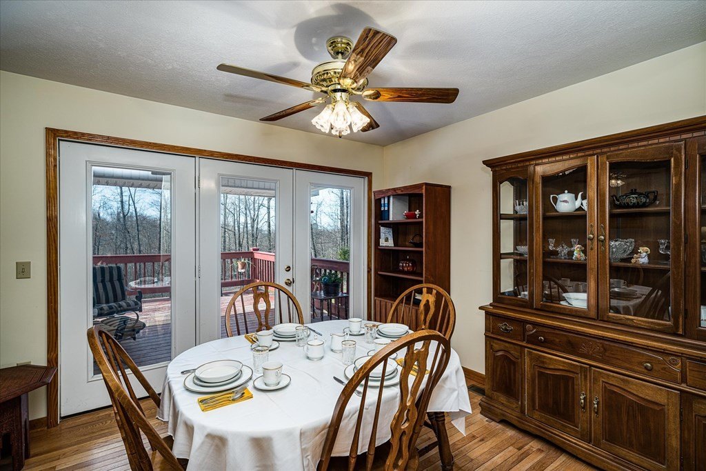 Monterey, Tennessee, 38574, United States, 4 Bedrooms Bedrooms, ,3 BathroomsBathrooms,Residential,Forsale,1954065