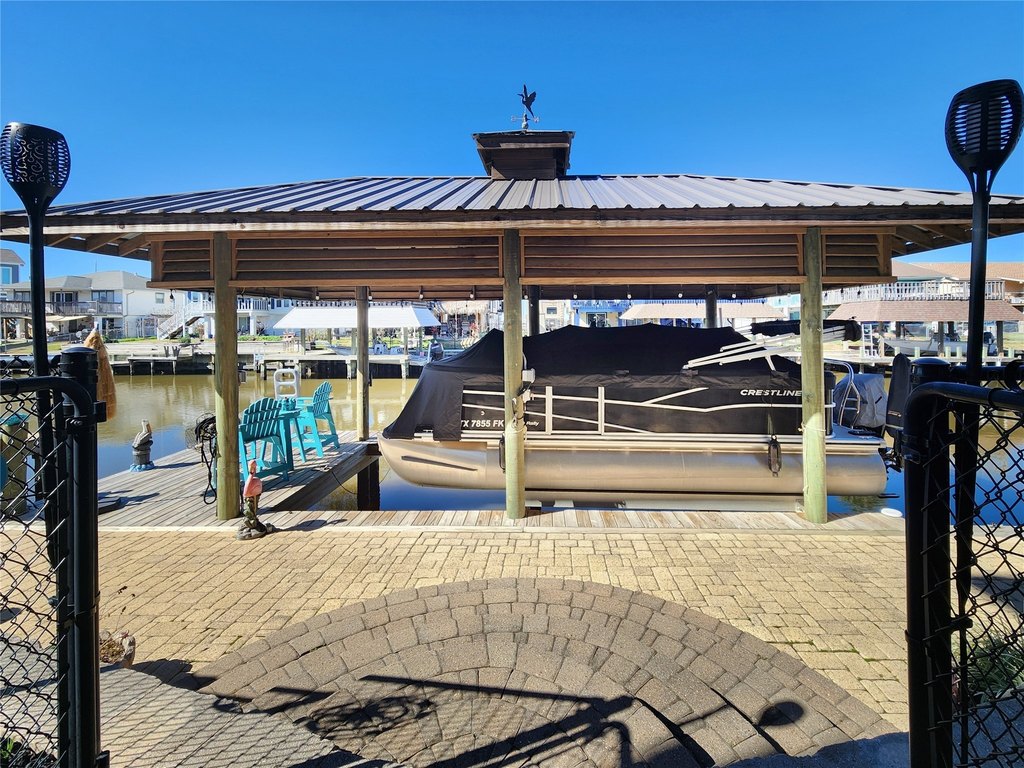 La Marque, Texas, 77568, United States, 4 Bedrooms Bedrooms, ,3.5 BathroomsBathrooms,Residential,Forsale,1909993