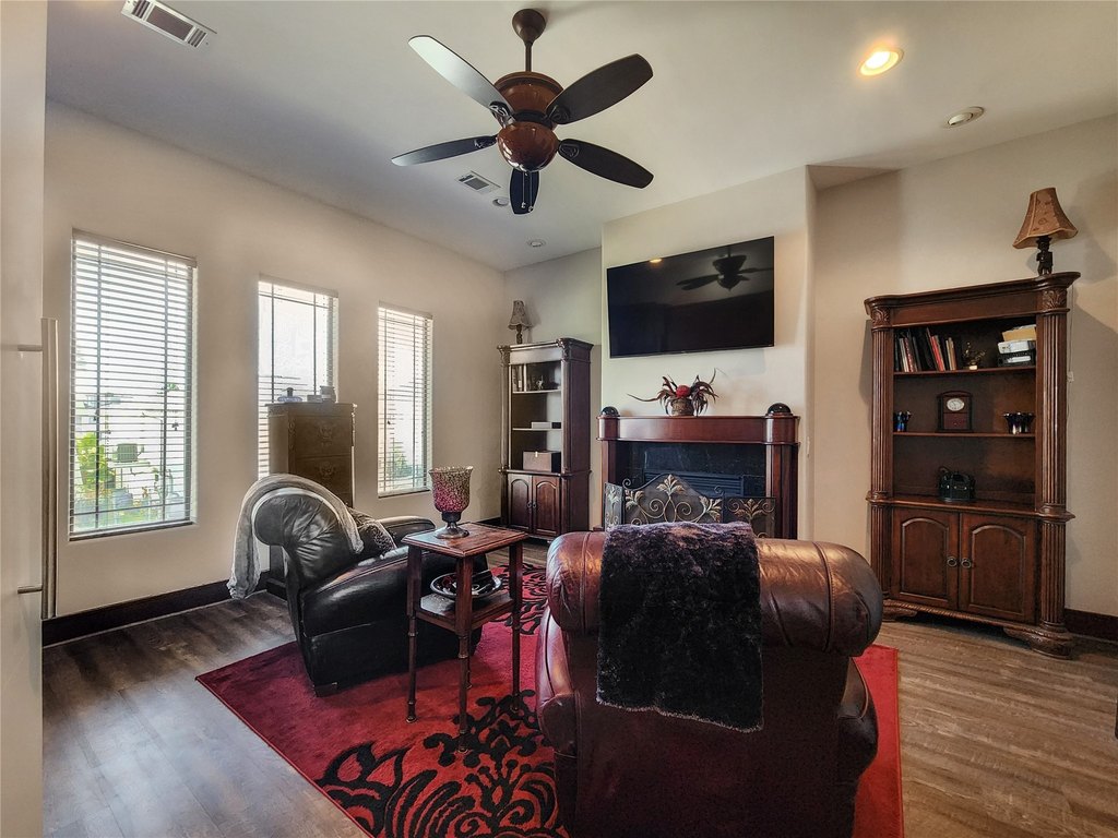 La Marque, Texas, 77568, United States, 4 Bedrooms Bedrooms, ,3.5 BathroomsBathrooms,Residential,Forsale,1909993