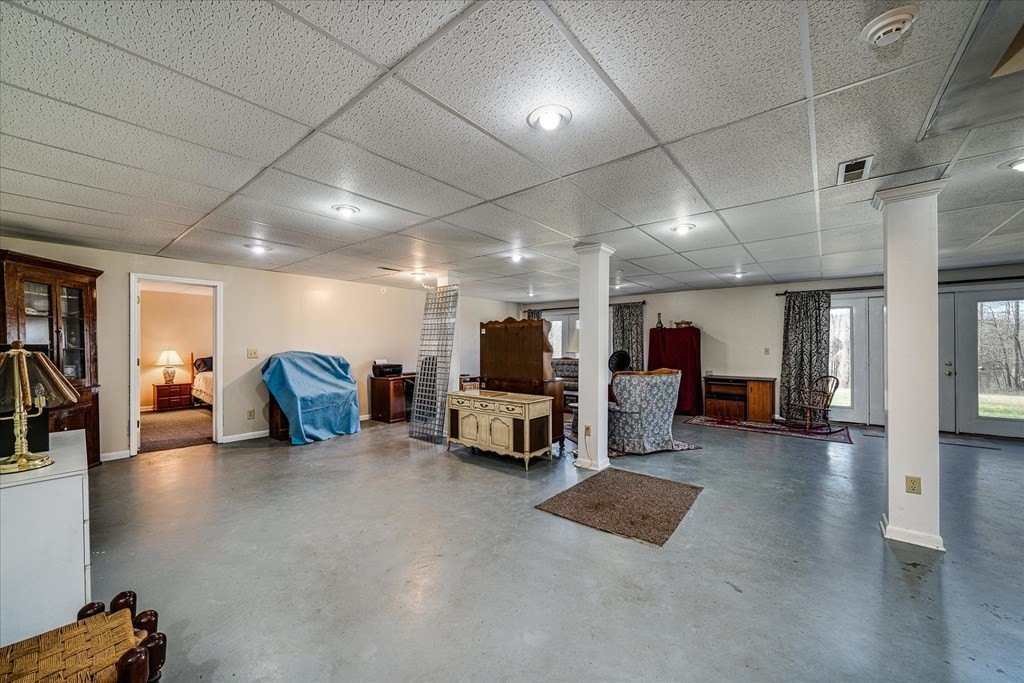 Monterey, Tennessee, 38574, United States, 4 Bedrooms Bedrooms, ,3 BathroomsBathrooms,Residential,Forsale,1954065