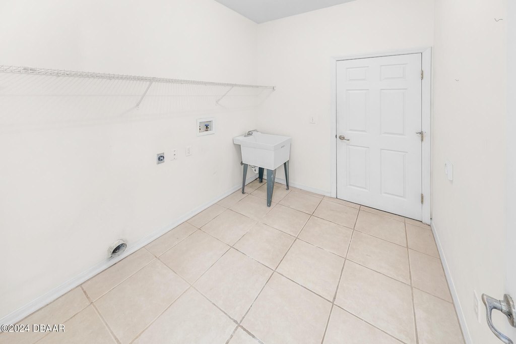 Ponce Inlet, Florida, 32127, United States, 3 Bedrooms Bedrooms, ,2 BathroomsBathrooms,Residential,Forsale,1918885