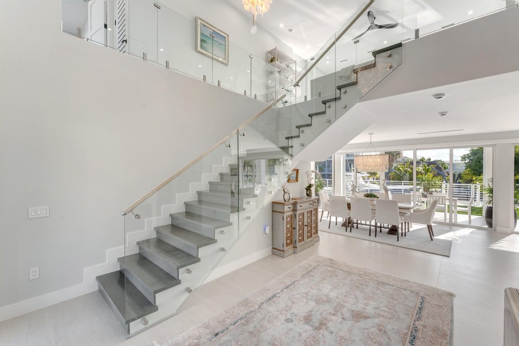 Lower Matecumbe, Florida, 33036, United States, 5 Bedrooms Bedrooms, ,5 BathroomsBathrooms,Residential,Forsale,2011118