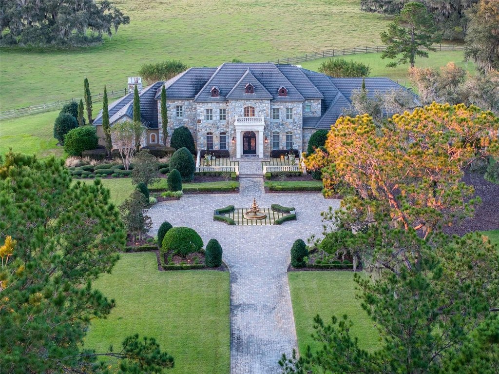 MICANOPY, Florida, 32667, United States, 5 Bedrooms Bedrooms, ,5.5 BathroomsBathrooms,Residential,Forsale,1905398