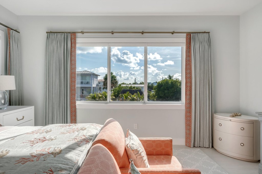 Lower Matecumbe, Florida, 33036, United States, 5 Bedrooms Bedrooms, ,5 BathroomsBathrooms,Residential,Forsale,2011118