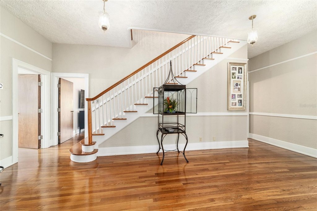 OCALA, Florida, 34471, United States, 5 Bedrooms Bedrooms, ,3.5 BathroomsBathrooms,Residential,Forsale,1905394