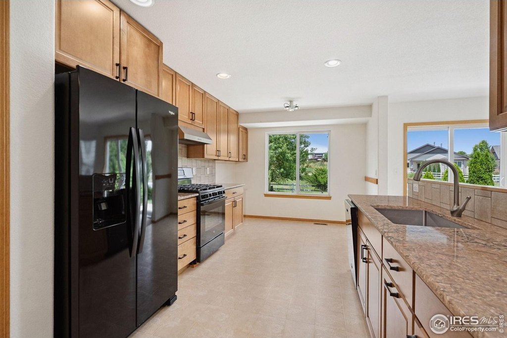 Fort Collins, Colorado, 80526, United States, 3 Bedrooms Bedrooms, ,2.5 BathroomsBathrooms,Residential,Forsale,1903118