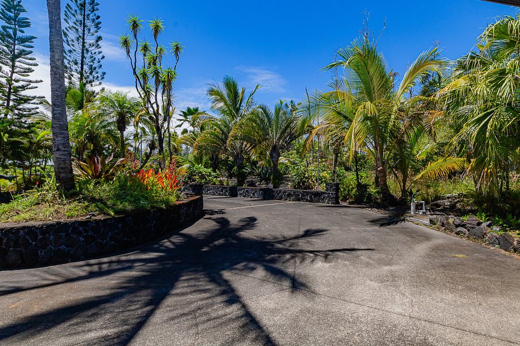 Keaau, Hawaii, 96749, United States, 3 Bedrooms Bedrooms, ,3 BathroomsBathrooms,Residential,Forsale,2004381