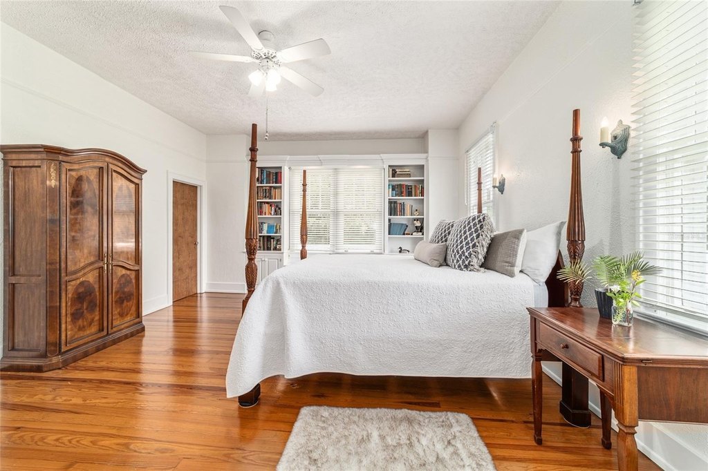 OCALA, Florida, 34471, United States, 5 Bedrooms Bedrooms, ,3.5 BathroomsBathrooms,Residential,Forsale,1905394