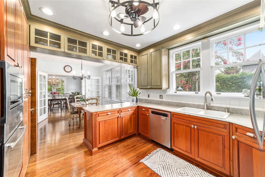 OCALA, Florida, 34471, United States, 5 Bedrooms Bedrooms, ,3.5 BathroomsBathrooms,Residential,Forsale,1905394