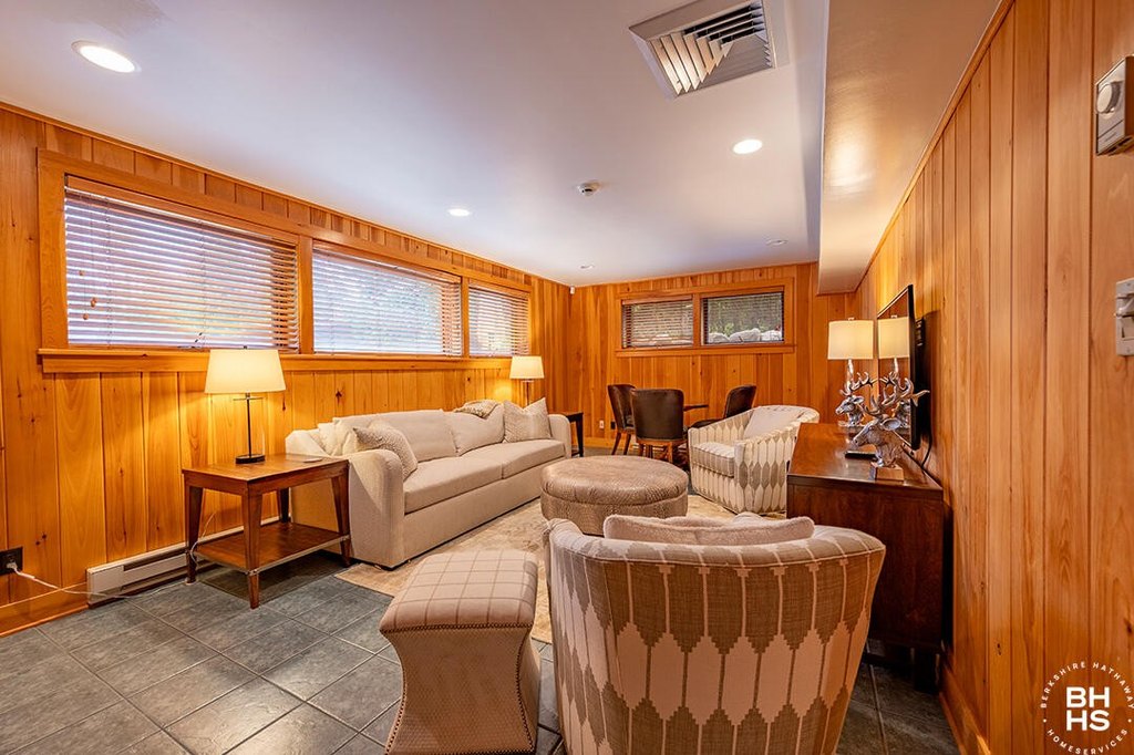 Lake Placid, New York, 12946, United States, 4 Bedrooms Bedrooms, ,3.5 BathroomsBathrooms,Residential,Forsale,1953154