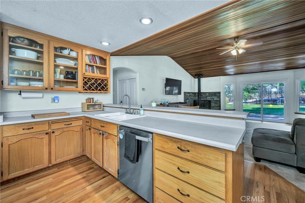 Hidden Valley Lake, California, 95467, United States, 3 Bedrooms Bedrooms, ,2 BathroomsBathrooms,Residential,Forsale,1985917