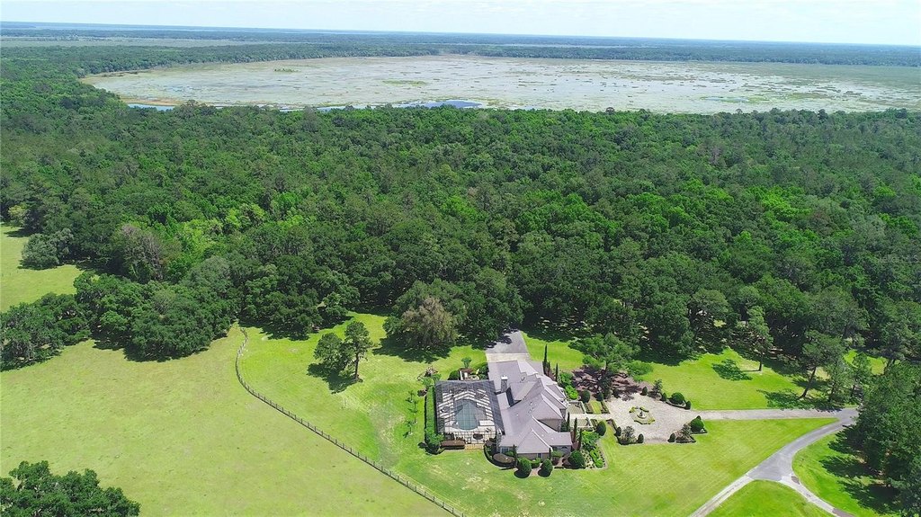 MICANOPY, Florida, 32667, United States, 5 Bedrooms Bedrooms, ,5.5 BathroomsBathrooms,Residential,Forsale,1905398