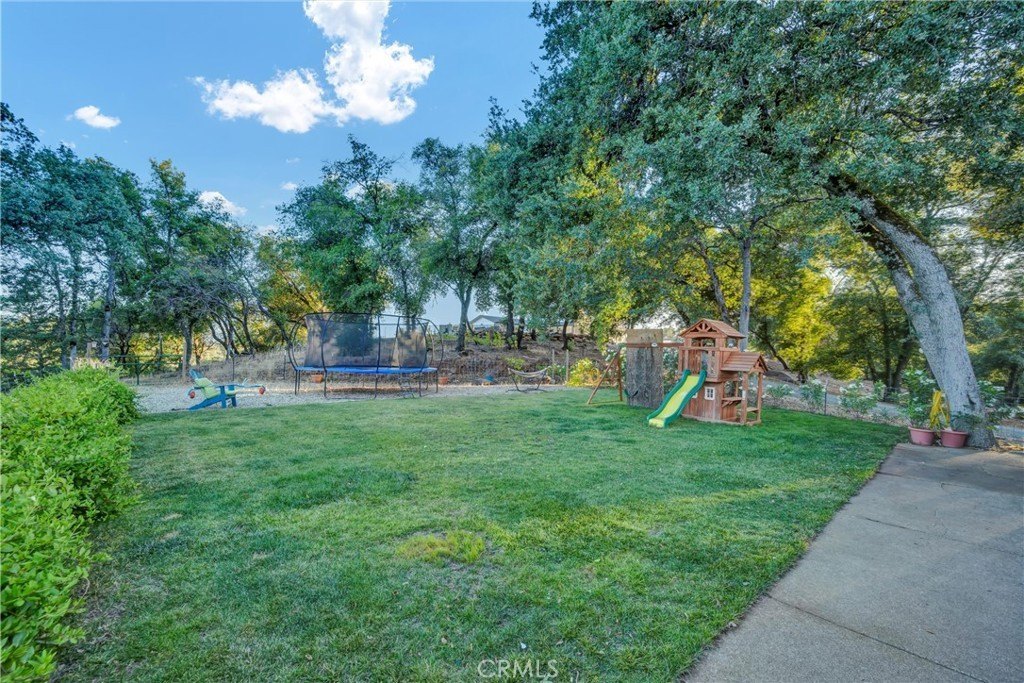 Hidden Valley Lake, California, 95467, United States, 3 Bedrooms Bedrooms, ,2 BathroomsBathrooms,Residential,Forsale,1985917