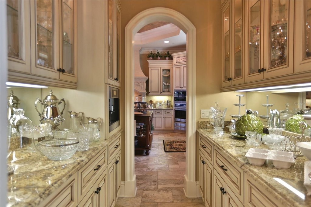 MICANOPY, Florida, 32667, United States, 5 Bedrooms Bedrooms, ,5.5 BathroomsBathrooms,Residential,Forsale,1905398