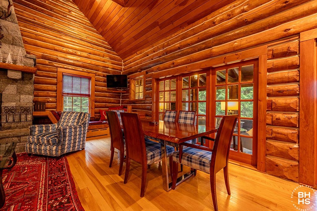 Lake Placid, New York, 12946, United States, 4 Bedrooms Bedrooms, ,3.5 BathroomsBathrooms,Residential,Forsale,1953154
