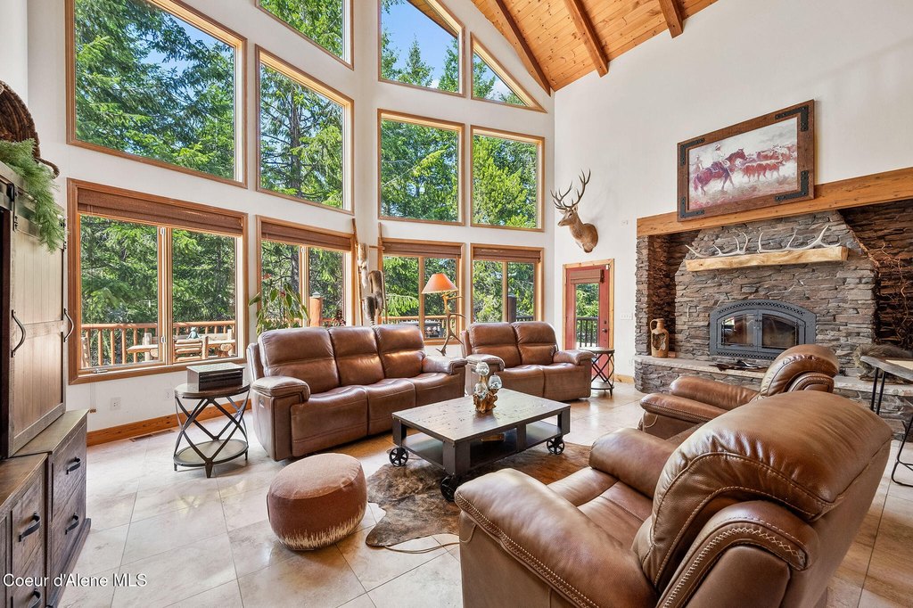 Spirit Lake, Idaho, 83869, United States, 3 Bedrooms Bedrooms, ,3.5 BathroomsBathrooms,Residential,Forsale,1984585