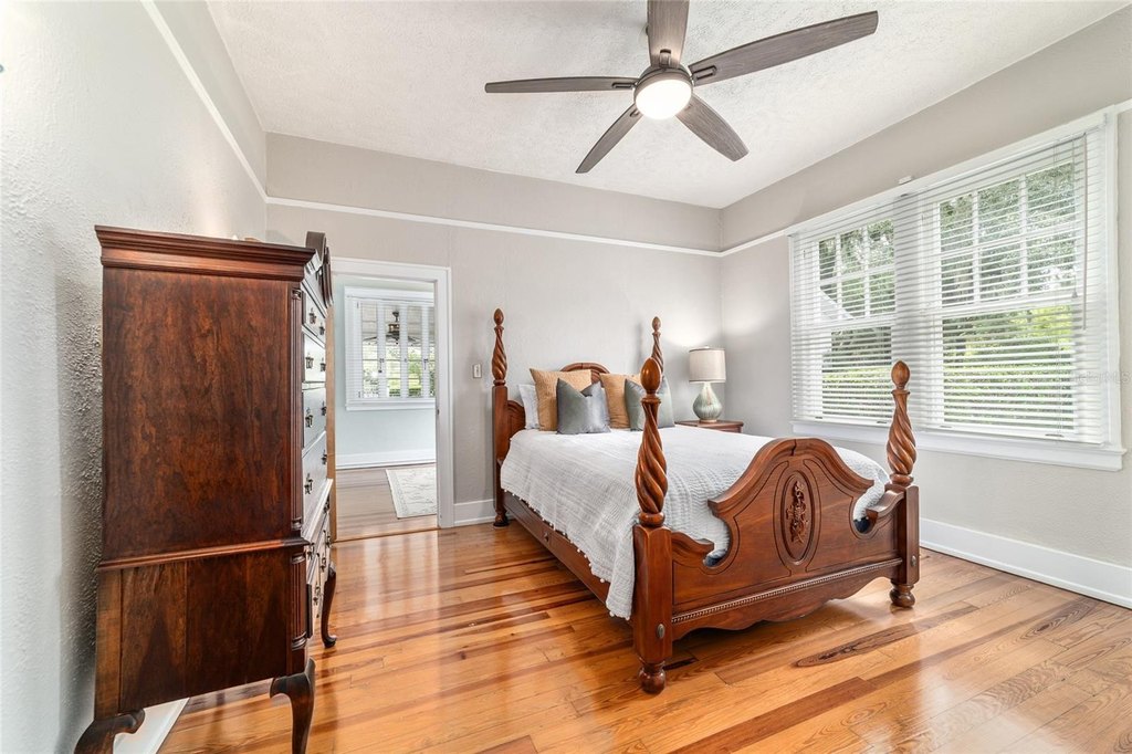 OCALA, Florida, 34471, United States, 5 Bedrooms Bedrooms, ,3.5 BathroomsBathrooms,Residential,Forsale,1905394