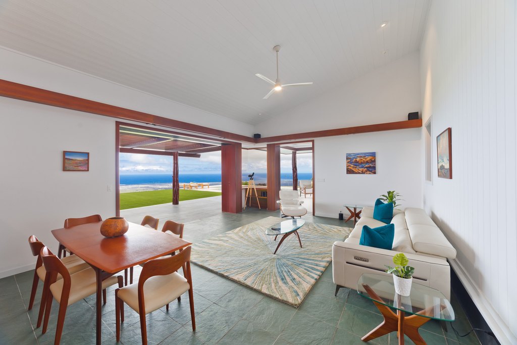 Kailua-Kona, Hawaii, 96740, United States, 4 Bedrooms Bedrooms, ,3 BathroomsBathrooms,Residential,Forsale,1929303