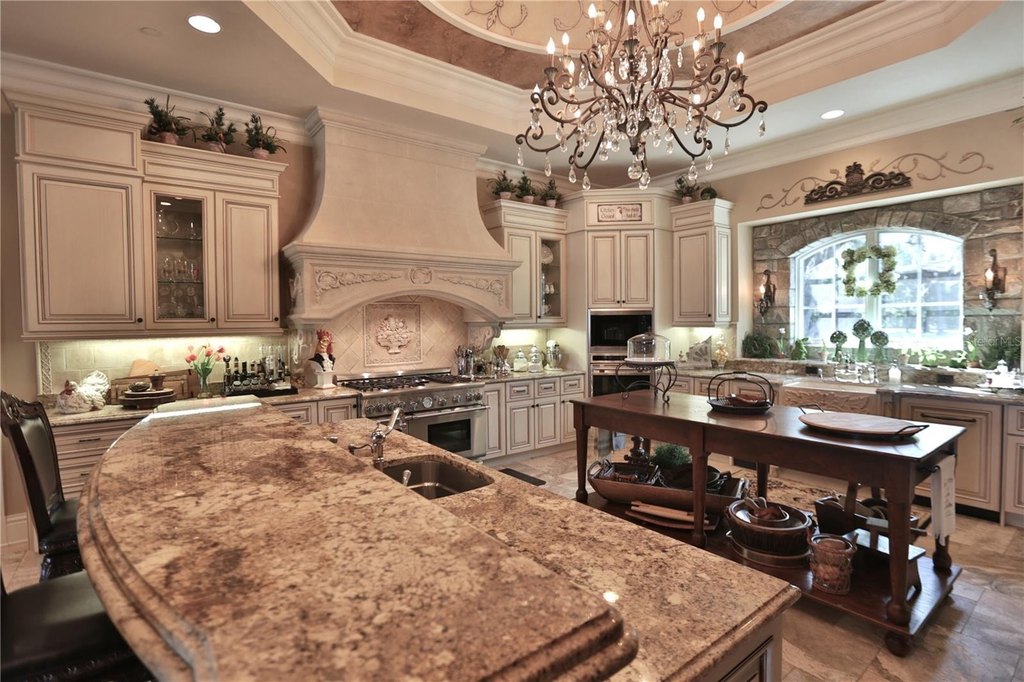 MICANOPY, Florida, 32667, United States, 5 Bedrooms Bedrooms, ,5.5 BathroomsBathrooms,Residential,Forsale,1905398