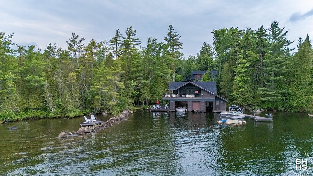 Lake Placid, New York, 12946, United States, 4 Bedrooms Bedrooms, ,3.5 BathroomsBathrooms,Residential,Forsale,1953154