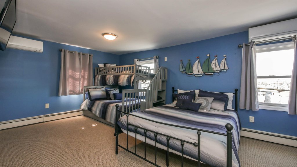 Wildwood, New Jersey, 08260, United States, 3 Bedrooms Bedrooms, ,1.5 BathroomsBathrooms,Residential,Forsale,1994149