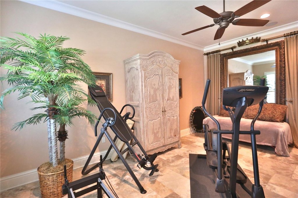 MICANOPY, Florida, 32667, United States, 5 Bedrooms Bedrooms, ,5.5 BathroomsBathrooms,Residential,Forsale,1905398