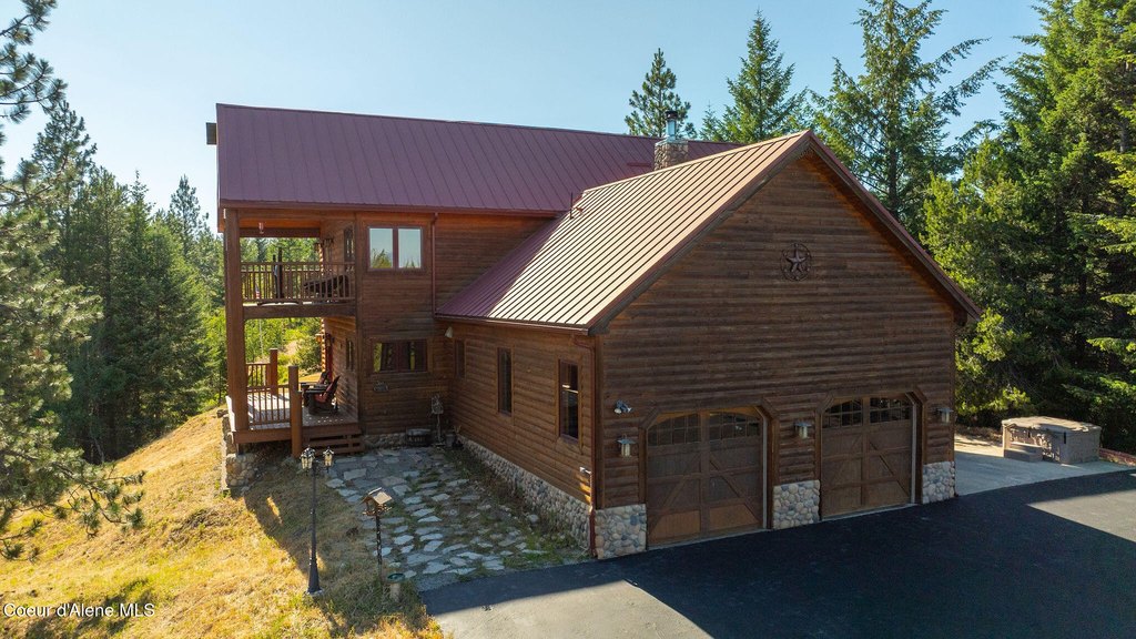 Spirit Lake, Idaho, 83869, United States, 3 Bedrooms Bedrooms, ,3.5 BathroomsBathrooms,Residential,Forsale,1984585