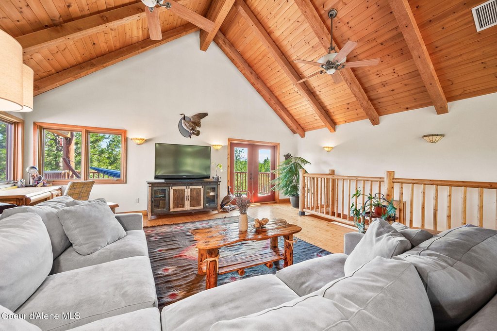 Spirit Lake, Idaho, 83869, United States, 3 Bedrooms Bedrooms, ,3.5 BathroomsBathrooms,Residential,Forsale,1984585