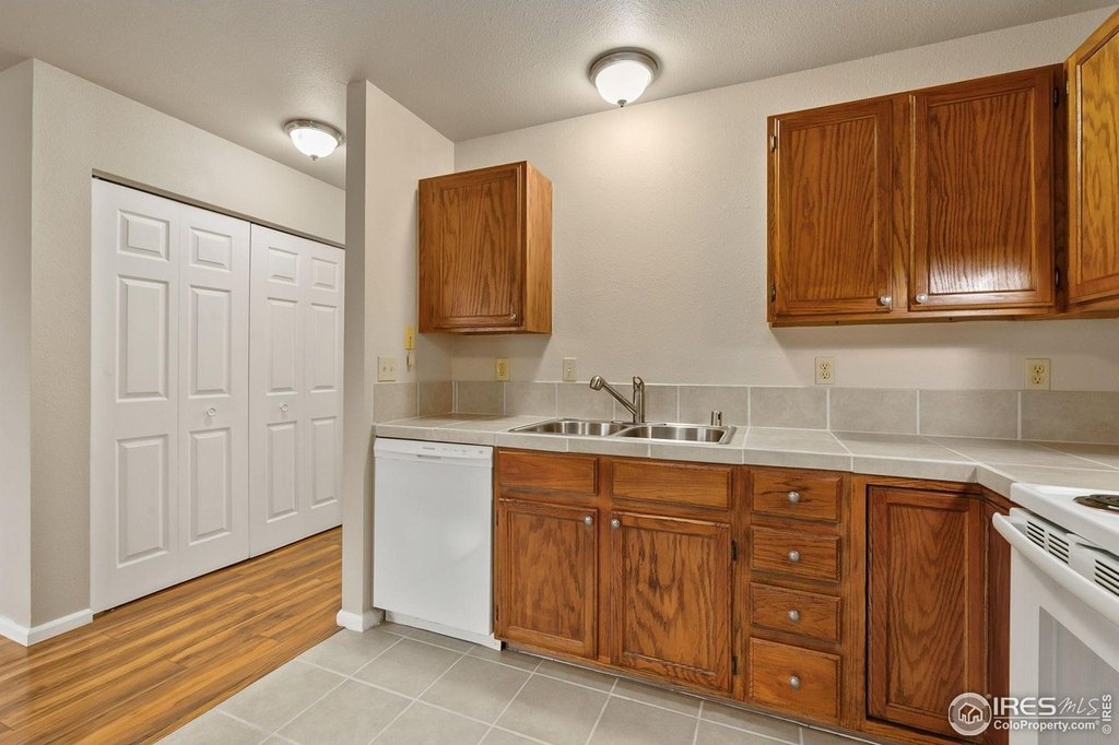 Loveland, Colorado, 80537, United States, 8 Bedrooms Bedrooms, ,4 BathroomsBathrooms,Residential,Forsale,1903107