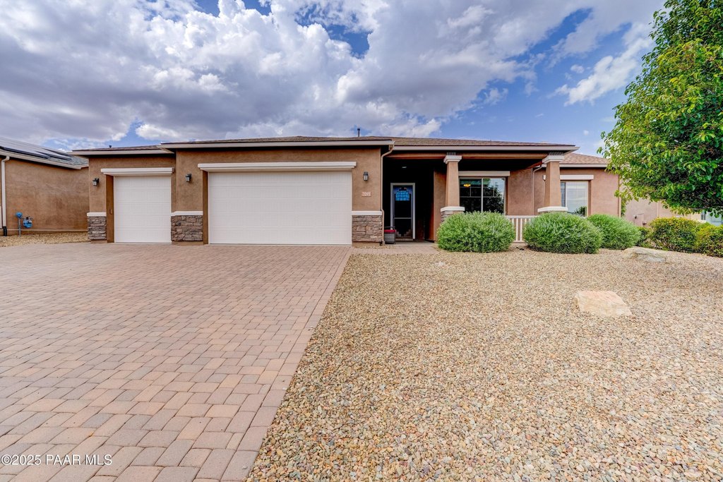 Prescott Valley, Arizona, 86315, United States, 3 Bedrooms Bedrooms, ,2.5 BathroomsBathrooms,Residential,Forsale,1903145