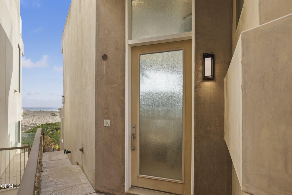 Oxnard, California, 93035, United States, 4 Bedrooms Bedrooms, ,3 BathroomsBathrooms,Residential,Forsale,1909540