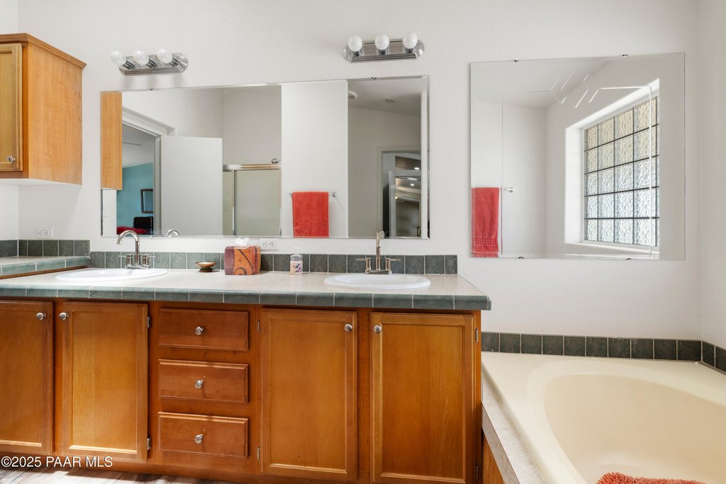 Chino Valley, Arizona, 86323, United States, 4 Bedrooms Bedrooms, ,2 BathroomsBathrooms,Residential,Forsale,1903156
