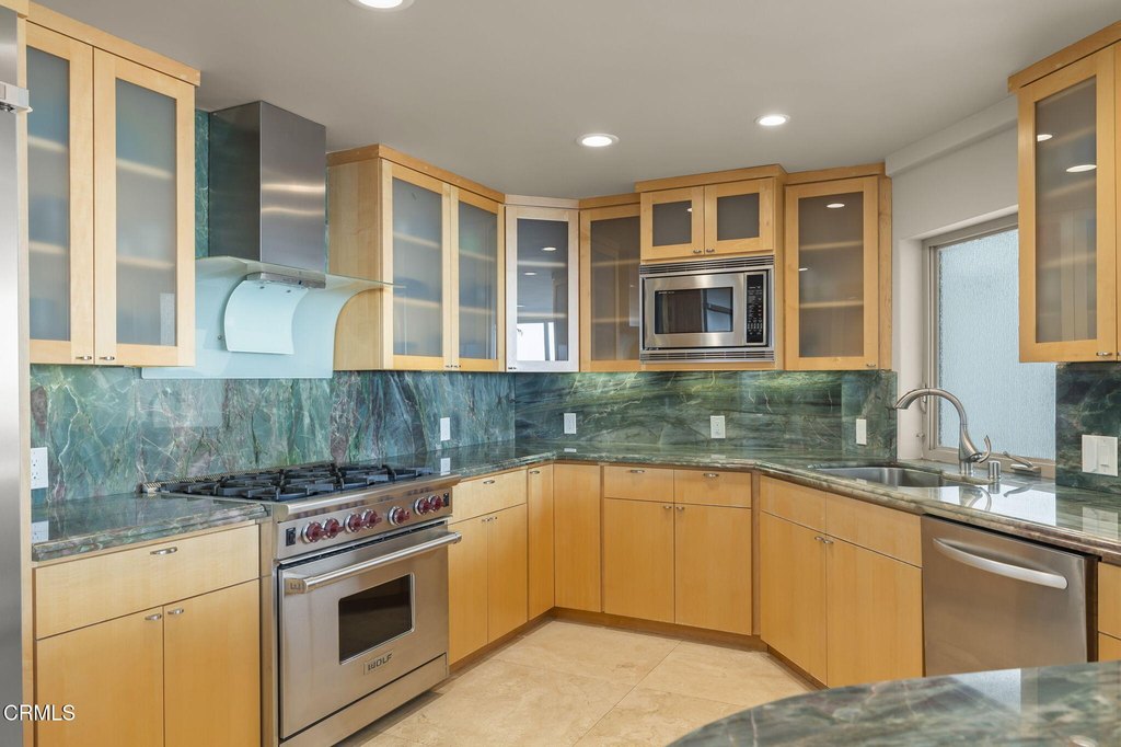 Oxnard, California, 93035, United States, 4 Bedrooms Bedrooms, ,3 BathroomsBathrooms,Residential,Forsale,1909540