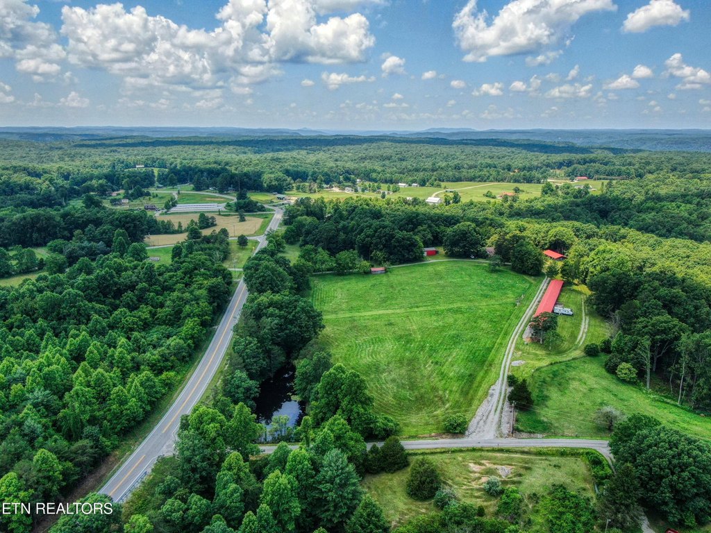 Jamestown, Tennessee, 38556, United States, 12 Bedrooms Bedrooms, ,11.5 BathroomsBathrooms,Residential,Forsale,1905421