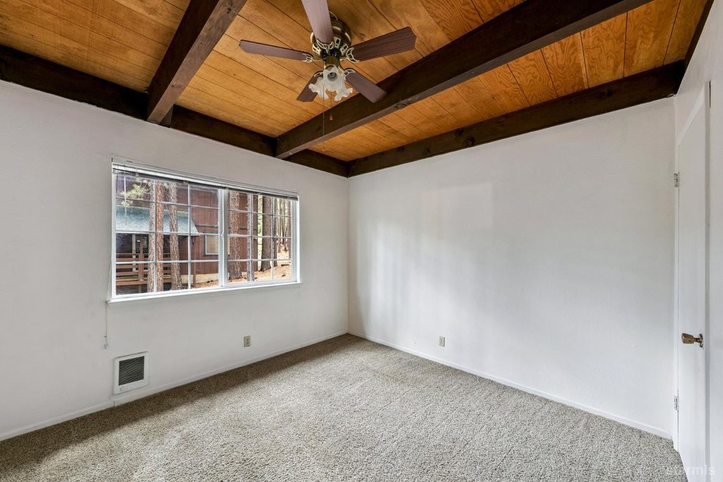 South Lake Tahoe, California, 96150, United States, 3 Bedrooms Bedrooms, ,Residential,Forsale,1946024
