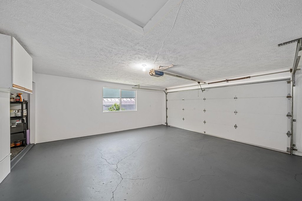 Makawao, Hawaii, 96768, United States, 4 Bedrooms Bedrooms, ,2.5 BathroomsBathrooms,Residential,Forsale,2004554