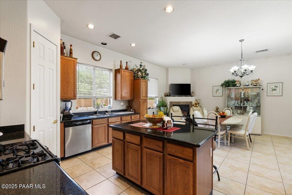 Prescott Valley, Arizona, 86314, United States, 4 Bedrooms Bedrooms, ,2 BathroomsBathrooms,Residential,Forsale,1903164