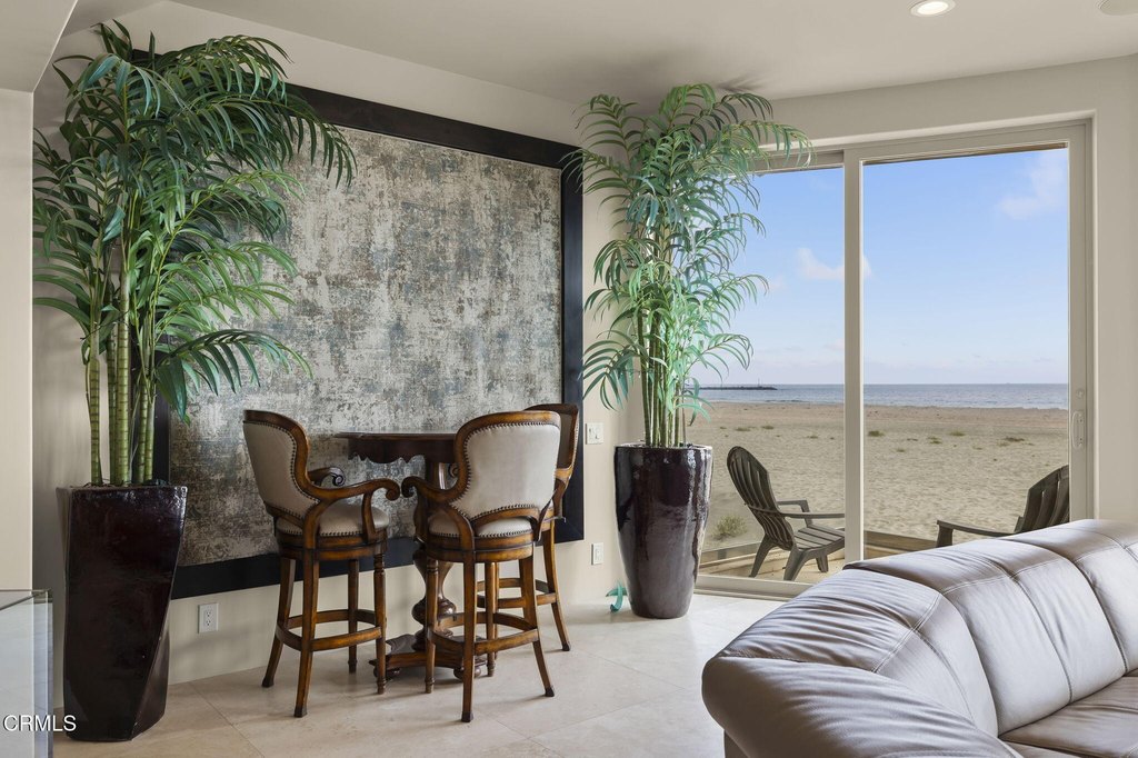 Oxnard, California, 93035, United States, 4 Bedrooms Bedrooms, ,3 BathroomsBathrooms,Residential,Forsale,1909540