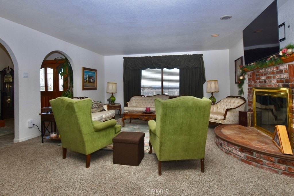 Paso Robles, California, 93446, United States, 4 Bedrooms Bedrooms, ,3.5 BathroomsBathrooms,Residential,Forsale,2004071