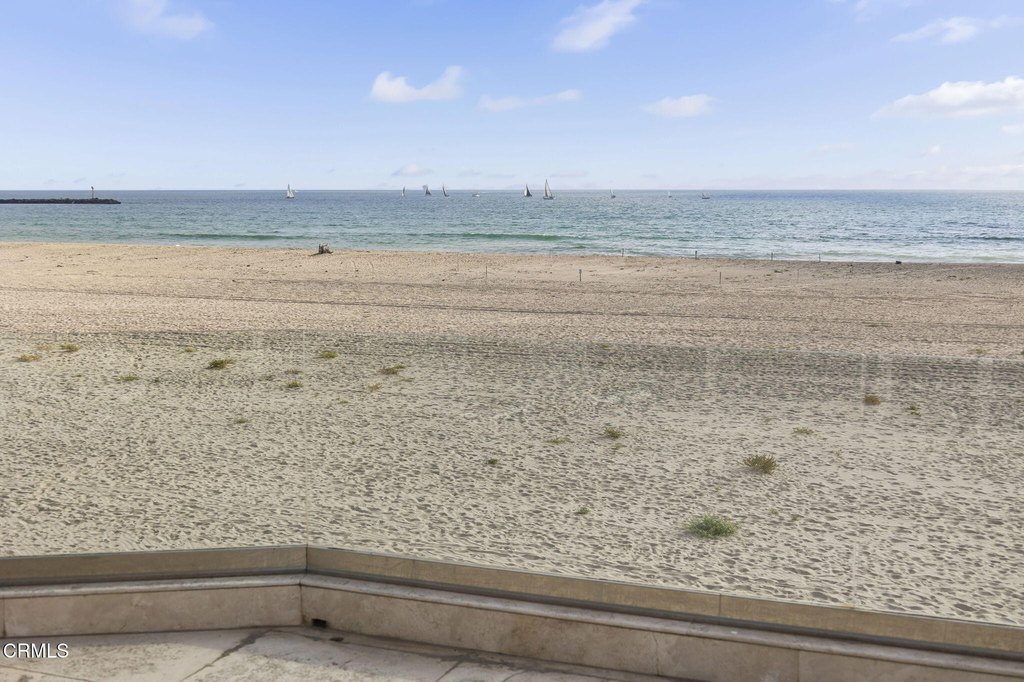 Oxnard, California, 93035, United States, 4 Bedrooms Bedrooms, ,3 BathroomsBathrooms,Residential,Forsale,1909540