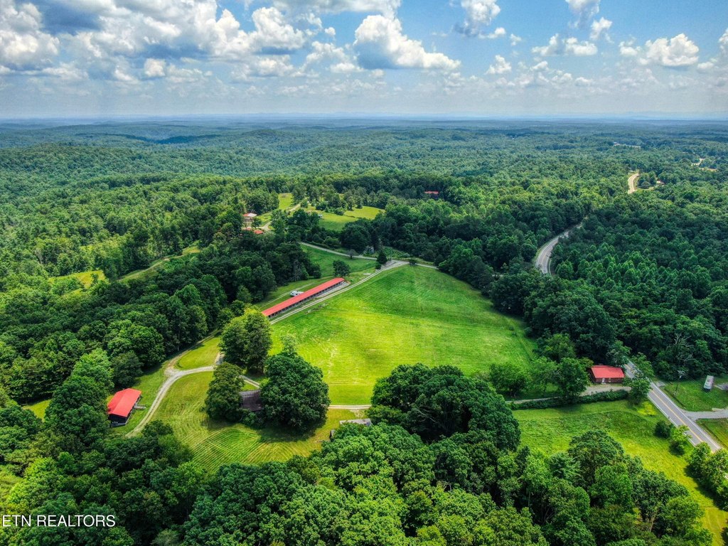 Jamestown, Tennessee, 38556, United States, 12 Bedrooms Bedrooms, ,11.5 BathroomsBathrooms,Residential,Forsale,1905421
