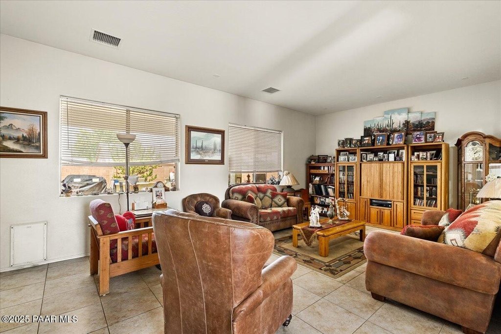 Prescott Valley, Arizona, 86314, United States, 4 Bedrooms Bedrooms, ,2 BathroomsBathrooms,Residential,Forsale,1903164