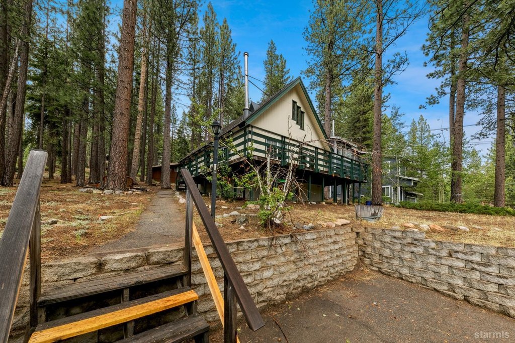 South Lake Tahoe, California, 96150, United States, 3 Bedrooms Bedrooms, ,Residential,Forsale,1946024