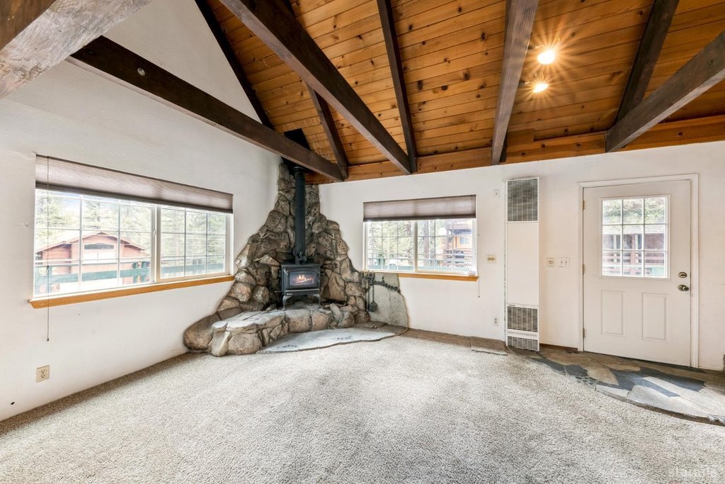 South Lake Tahoe, California, 96150, United States, 3 Bedrooms Bedrooms, ,Residential,Forsale,1946024