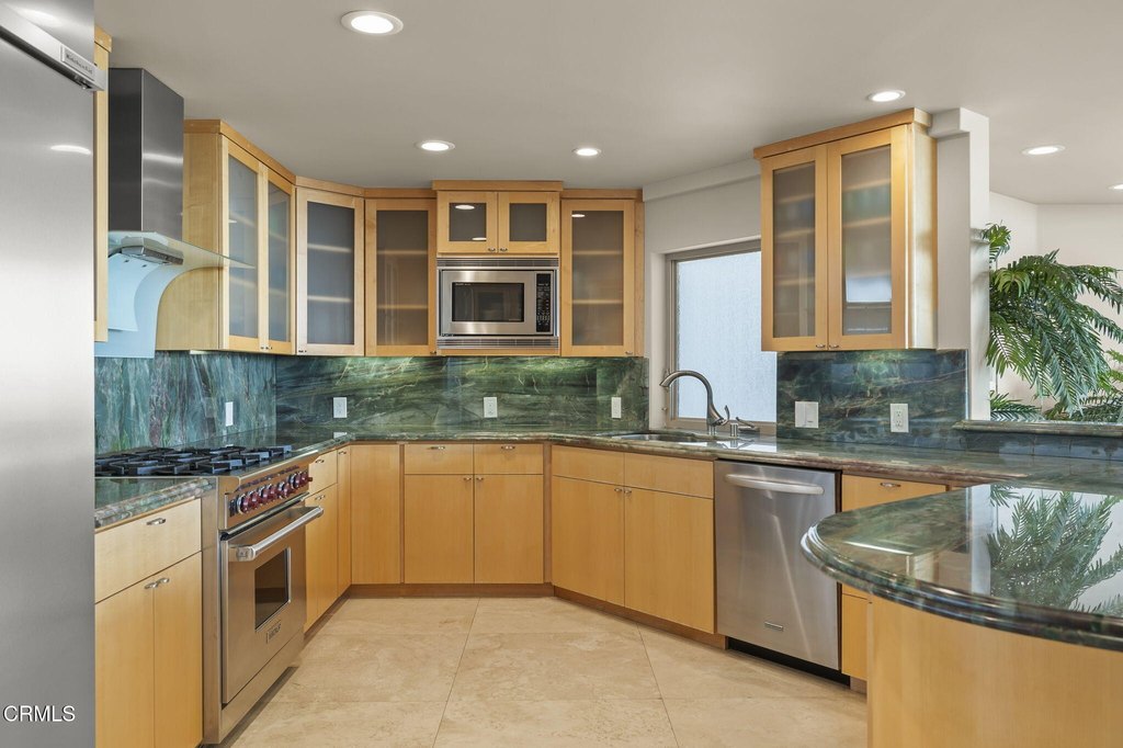 Oxnard, California, 93035, United States, 4 Bedrooms Bedrooms, ,3 BathroomsBathrooms,Residential,Forsale,1909540